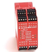 Safety Relay MSR131RTP, input 1NC, 2NC, output 3NO safety, 2NC aux., 2PNP solid state, auto/man./ monitored man. reset, cv 230VAC, TS35